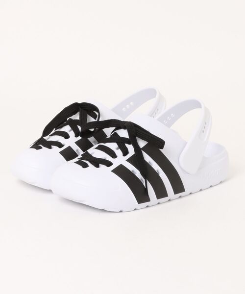 adidas(アディダス)の「ADIDAS アディダス ADILETTE CLOG LACE U アディレッタ クロッグ レース JR4027 FTWR/CORE/GOLD(サンダル・メンズ・ホワイト・22.5cm/23.5cm/24.5cm/25.5cm/26.5cm/27.5cm/28.5cm)」の1枚目の写真