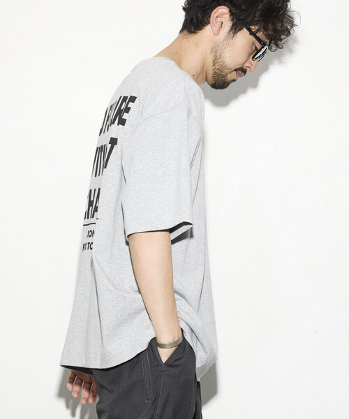 Firsthand(ファーストハンド)の「Firsthand/ファーストハンド 6オンス フロントロゴ 刺繍 クルーネックTシャツ / バックプリントTシャツ PRINT LEFT CHEST EMBROIDERY BOX FIRST(Tシャツ/カットソー・メンズ・ブルーグレー/ブラック/グレー/チャコールグレー/ホワイト・LARGE/MEDIUM)」の20枚目の写真