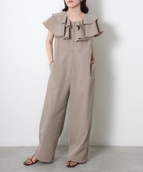 Riberry（リベリー）の「ラッシュガードフリルオールインワン（つなぎ/オールインワン・レディース・ブラック/グレイッシュベージュ/チャコールグレー・MEDIUM）」の3枚目の写真