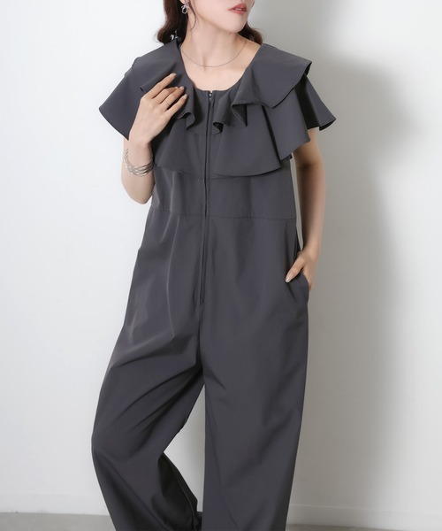 Riberry（リベリー）の「ラッシュガードフリルオールインワン（つなぎ/オールインワン・レディース・ブラック/グレイッシュベージュ/チャコールグレー・MEDIUM）」の2枚目の写真