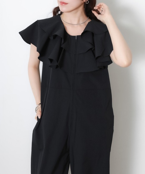 Riberry（リベリー）の「ラッシュガードフリルオールインワン（つなぎ/オールインワン・レディース・ブラック/グレイッシュベージュ/チャコールグレー・MEDIUM）」の17枚目の写真