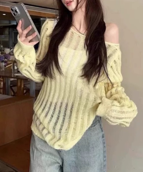 CELENA BEATS(セレナビーツ)の「オフショルダー バッグコンシャス レースアップ シアー ニット(ニット/セーター・レディース・ブラック/イエロー・S/M)」の6枚目の写真