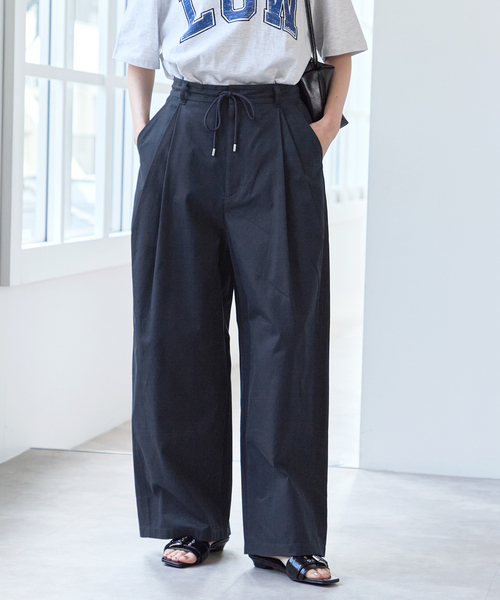 U by SPICK&SPAN(ユーバイスピックアンドスパン)の「《追加》ルーズタックチノパンツ(チノパンツ・レディース・カーキ/ベージュ/ネイビー・34/36/38)」の6枚目の写真