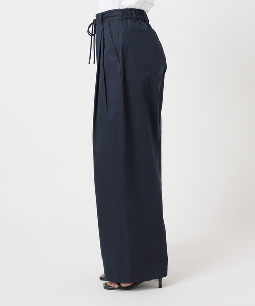 U by SPICK&SPAN(ユーバイスピックアンドスパン)の「《追加》ルーズタックチノパンツ(チノパンツ・レディース・カーキ/ベージュ/ネイビー・34/36/38)」の9枚目の写真