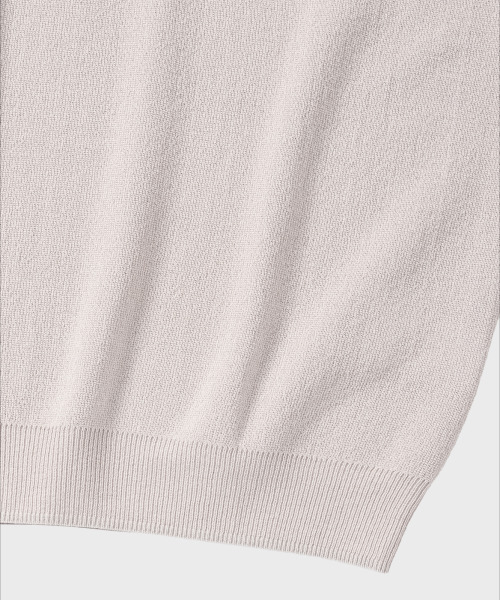 NONBLANK(ノンブランク)の「ヘンリーネックHSニット_PALE GREY(Tシャツ/カットソー・メンズ・グレー・MEDIUM/LARGE/X-LARGE)」の13枚目の写真