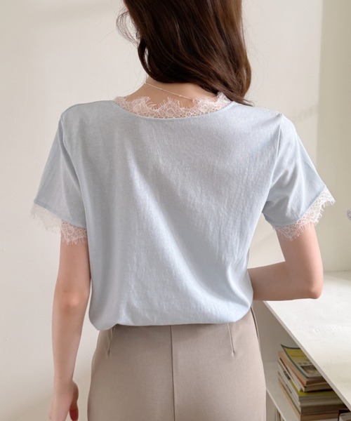 Ada.(エイダ)の「袖レース Vネック カットソー プルオーバー(Tシャツ/カットソー・レディース・イエロー/ブルー/ブラック/ホワイト・FREE)」の15枚目の写真