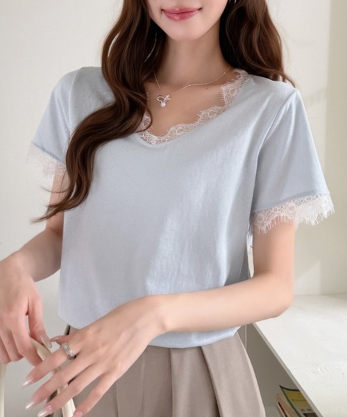 Ada.(エイダ)の「袖レース Vネック カットソー プルオーバー(Tシャツ/カットソー・レディース・イエロー/ブルー/ブラック/ホワイト・FREE)」の12枚目の写真