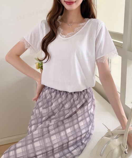 Ada.(エイダ)の「袖レース Vネック カットソー プルオーバー(Tシャツ/カットソー・レディース・イエロー/ブルー/ブラック/ホワイト・FREE)」の5枚目の写真