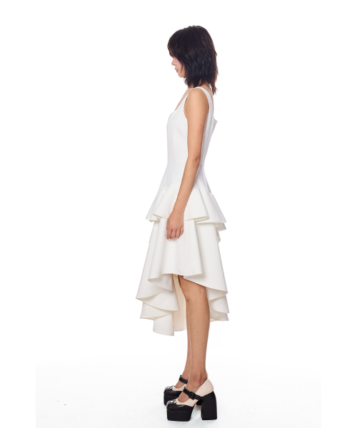 GREEDILOUS(グリディアス)の「White Ruffle Onepiece(ワンピース・レディース・その他・X-SMALL/SMALL/MEDIUM/LARGE)」の4枚目の写真