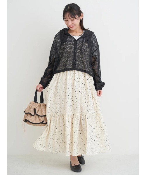 Bonjour Sagan（ボンジュールサガン）の「【大きいサイズ】シャーリングワンピース（花柄・ドット柄）（ワンピース・レディース・B/A・XX-LARGE/XXX-LARGE）」の5枚目の写真