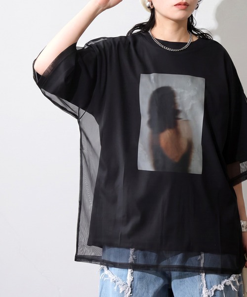 antiqua(アンティカ)の「シアー フォトプリント チュール Tシャツ(Tシャツ/カットソー・レディース・ブラック/ホワイト・ONESIZE)」の10枚目の写真