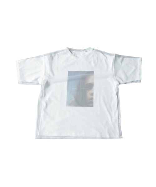 antiqua(アンティカ)の「シアー フォトプリント チュール Tシャツ(Tシャツ/カットソー・レディース・ブラック/ホワイト・ONESIZE)」の13枚目の写真