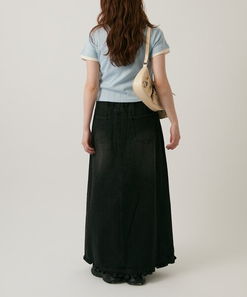 w closet（ダブルクローゼット）の「【低身長/高身長サイズあり◎】フリルデニムロングスカート（スカート・レディース・ブラック/ブルー・SMALL/MEDIUM）」の18枚目の写真