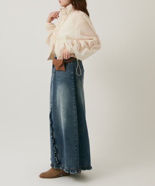 w closet（ダブルクローゼット）の「【低身長/高身長サイズあり◎】フリルデニムロングスカート（スカート・レディース・ブラック/ブルー・SMALL/MEDIUM）」の11枚目の写真