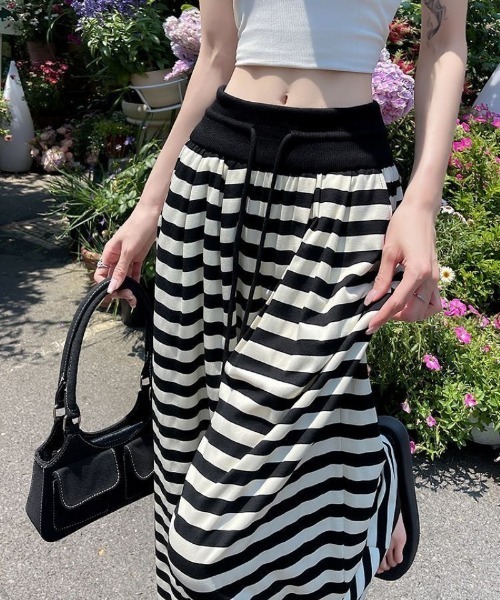 Ritzy(リッツィー)の「ボーダー柄 ワイドパンツ(その他パンツ・レディース・ブラック/ネイビー・M/L/S)」の15枚目の写真