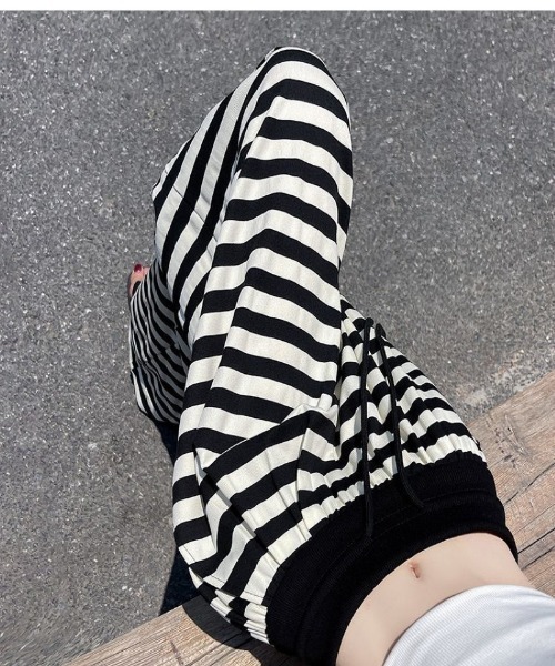 Ritzy(リッツィー)の「ボーダー柄 ワイドパンツ(その他パンツ・レディース・ブラック/ネイビー・M/L/S)」の19枚目の写真