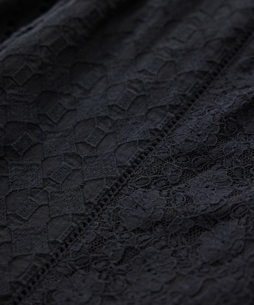 SALON adam et rope'（サロン アダム エ ロペ）の「【WEB限定】刺繍レースパッチワークパンツ / セットアップ対応（その他パンツ・レディース・ブラック/ホワイト・FREE）」の18枚目の写真