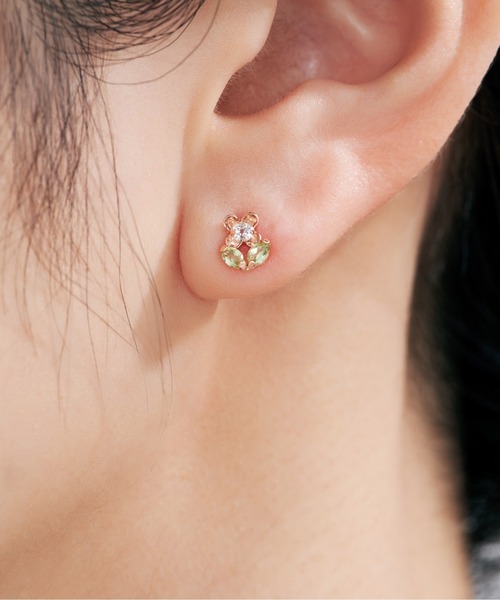 Jewel closet by L&Co.(ジュエルクローゼットバイエルアンドコー)の「K10 フラワー モチーフ ピアス(ピアス(両耳用)・レディース・ホワイトゴールド/ピンクゴールド・FREE)」の4枚目の写真