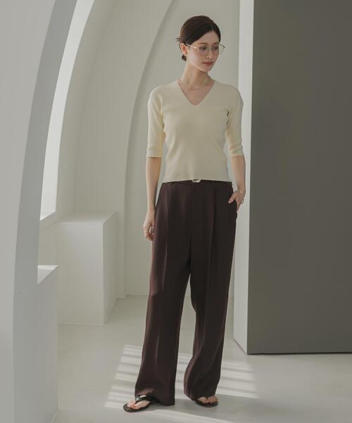 URBAN RESEARCH（アーバンリサーチ）の「Vネックハーフスリーブリブニット（ニット/セーター・レディース・ネイビー/ベージュ系その他/アイボリー・FREE）」の9枚目の写真