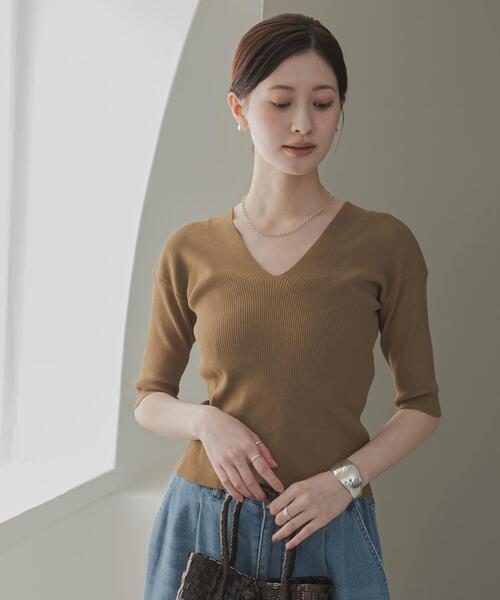 URBAN RESEARCH（アーバンリサーチ）の「Vネックハーフスリーブリブニット（ニット/セーター・レディース・ネイビー/ベージュ系その他/アイボリー・FREE）」の13枚目の写真