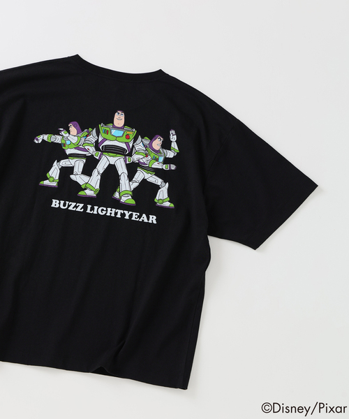 JOURNAL STANDARD relume(ジャーナルスタンダード レリューム)の「TOY STORY 5 /トイ・ストーリー 5 / 別注 FANTASY A&G INC プリント Tシャツ(Tシャツ/カットソー・メンズ・ホワイト/ブラック/ブラックミックス/ホワイト系その他/ブラック系その他・MEDIUM/LARGE)」の17枚目の写真