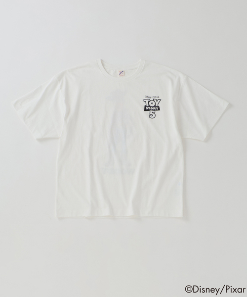 JOURNAL STANDARD relume(ジャーナルスタンダード レリューム)の「TOY STORY 5 /トイ・ストーリー 5 / 別注 FANTASY A&G INC プリント Tシャツ(Tシャツ/カットソー・メンズ・ホワイト/ブラック/ブラックミックス/ホワイト系その他/ブラック系その他・MEDIUM/LARGE)」の8枚目の写真