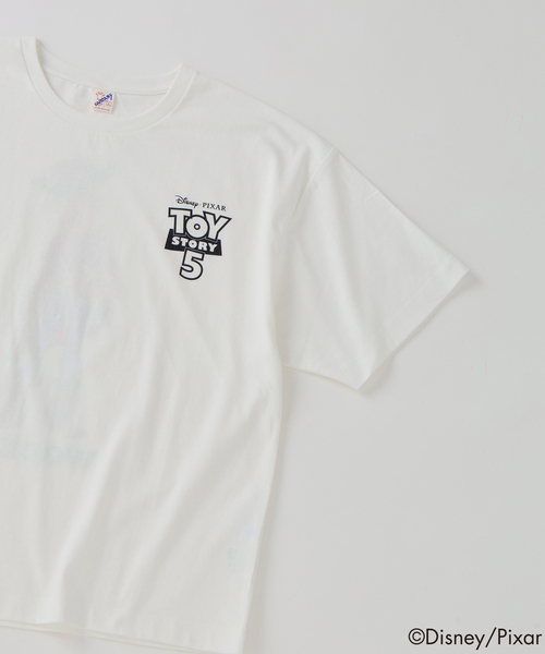 JOURNAL STANDARD relume(ジャーナルスタンダード レリューム)の「TOY STORY 5 /トイ・ストーリー 5 / 別注 FANTASY A&G INC プリント Tシャツ(Tシャツ/カットソー・メンズ・ホワイト/ブラック/ブラックミックス/ホワイト系その他/ブラック系その他・MEDIUM/LARGE)」の7枚目の写真