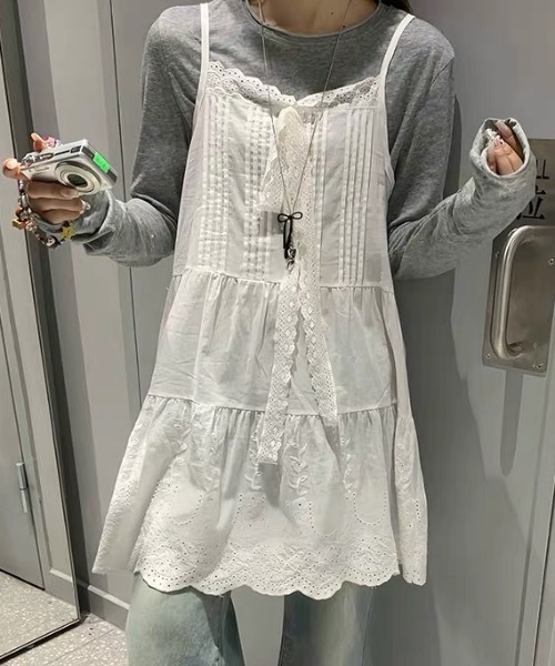 SHERU(シェル)の「【2 デザイン展開】レース透かし刺繍ティアードキャミチュニック 重ね着用 A ラインミニスリップ レディース韓国デイリーレイヤードトップス(チュニック・レディース・ホワイト/ホワイト系その他・F)」の11枚目の写真