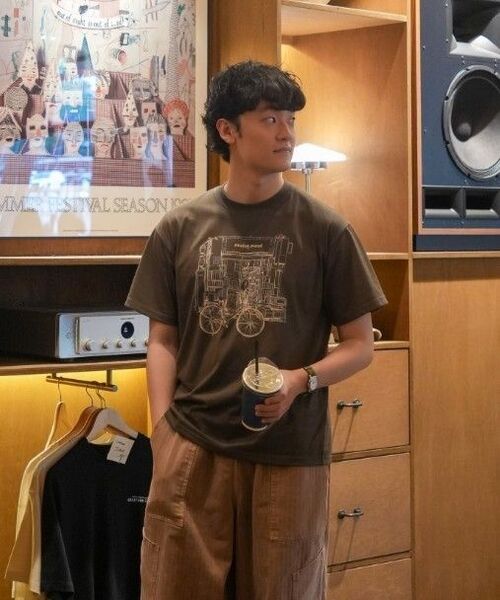 ANALOG MOOD(アナログムード)の「クラシックブックストア 半袖Tシャツ (カーキ)(Tシャツ/カットソー・レディース・その他・SMALL/MEDIUM/LARGE/X-LARGE/2XL)」の15枚目の写真