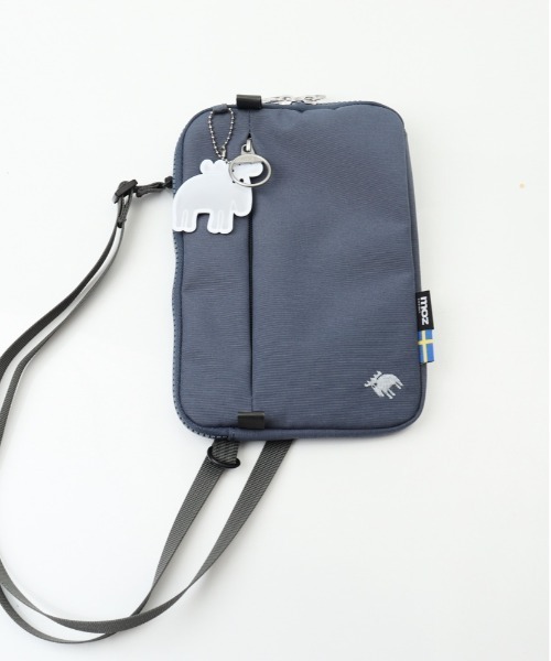 moz(モズ)の「moz モズ 撥水2wayスマホショルダー(ショルダーバッグ・レディース・ホワイト系その他/ブラック/ブルー系その他・FREE)」の5枚目の写真