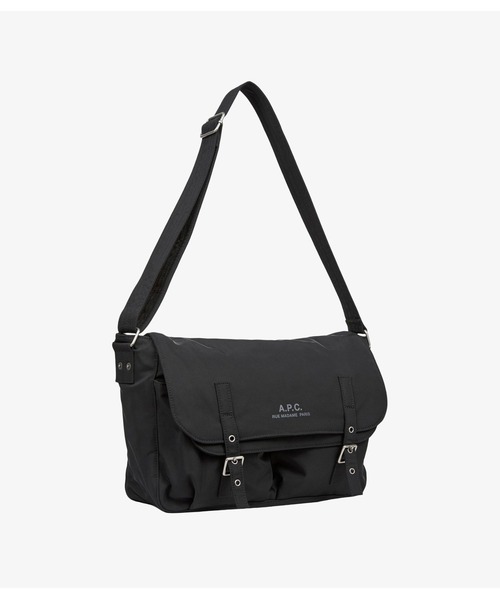 A.P.C.(アーペーセー)の「MESSENGER ARCHIVE(メッセンジャーバッグ・メンズ・カーキ/ブラック・ONESIZE)」の6枚目の写真
