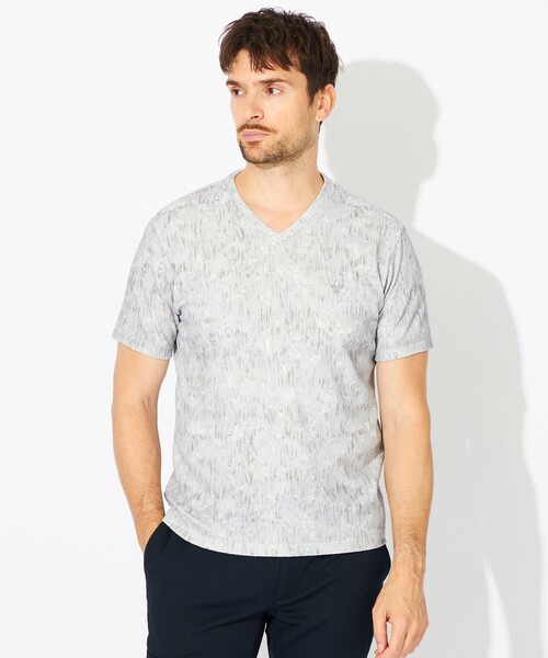 EPOCA UOMO(エポカウォモ)の「にじみプリントカットソー(Tシャツ/カットソー・メンズ・ライトグレー/ブルー系その他7・48/46)」の1枚目の写真