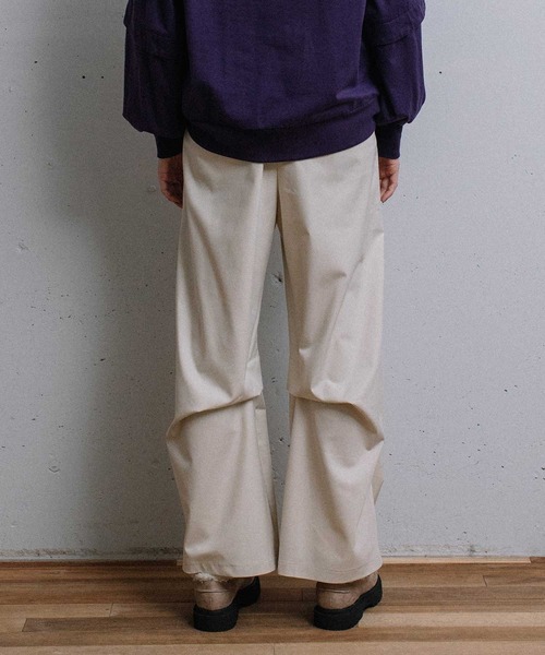 MARECHAL TERRE(マルシャルテル)の「【接触冷感 / UVカット】タックデザインワイドパンツ(その他パンツ・レディース・ブラック/ブラウン/グレー/ライトベージュ・MEDIUM)」の6枚目の写真