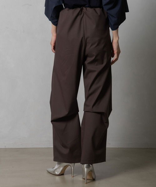 MARECHAL TERRE(マルシャルテル)の「【接触冷感 / UVカット】タックデザインワイドパンツ(その他パンツ・レディース・ブラック/ブラウン/グレー/ライトベージュ・MEDIUM)」の18枚目の写真