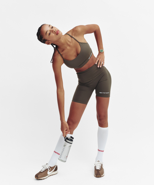 MENASOO(ミナス)の「Cross Strap Bra Top_Khaki(チューブトップ・レディース・カーキ・MEDIUM/LARGE/SMALL)」の8枚目の写真