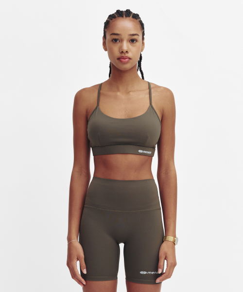 MENASOO(ミナス)の「Cross Strap Bra Top_Khaki(チューブトップ・レディース・カーキ・MEDIUM/LARGE/SMALL)」の10枚目の写真