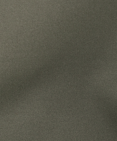 MENASOO(ミナス)の「Cross Strap Bra Top_Khaki(チューブトップ・レディース・カーキ・MEDIUM/LARGE/SMALL)」の16枚目の写真