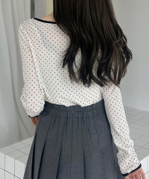Ada.（エイダ）の「前後2WAY ドット柄 ベロア カットソー（Tシャツ/カットソー・レディース・ブラウン/アイボリー/グレー/ブルー・M/S）」の9枚目の写真