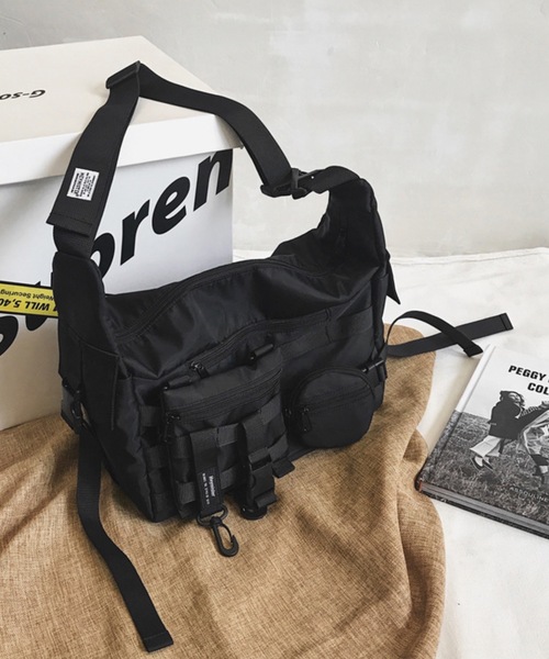 ampm(エーエムピーエム)の「韓国メンズ ストリート マルチポケット メッセンジャーバッグ ボディバッグ(メッセンジャーバッグ・メンズ・ブラック・FREE)」の21枚目の写真