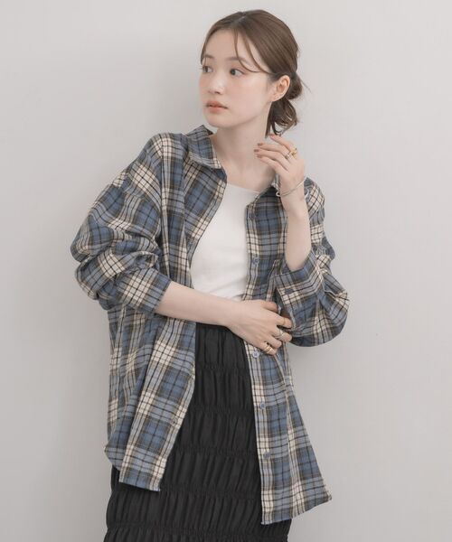 RETRO GIRL(レトロガール)の「アソートチェックオーバーシャツ(シャツ/ブラウス・レディース・ブラック/ブラウン/ブルー・FREE)」の13枚目の写真