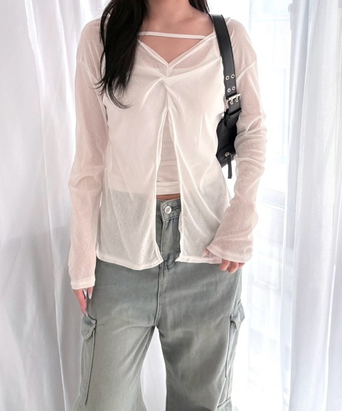 merrylatte(メリーラテ)の「2WAY ツイスト シアーカーディガン UVカット 薄手 長袖 トップス(カーディガン/ボレロ・レディース・ホワイト/ブラック・FREE)」の4枚目の写真