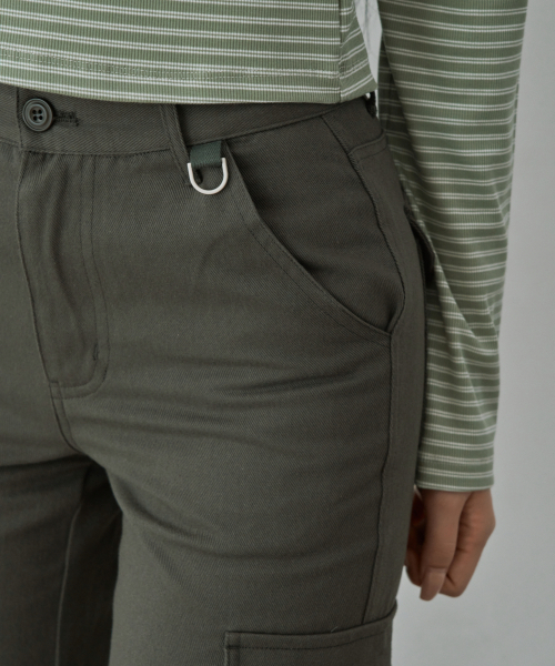 WAARFORWOMAN(ワール・フォー・ウーマン)の「W1154 Dリング カーゴ bootカットパンツ_チャコール(その他パンツ・レディース・その他・SMALL/MEDIUM/LARGE)」の2枚目の写真