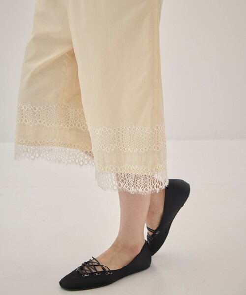 muller of yoshiokubo（ミュラーオブヨシオクボ）の「[muller of yoshiokubo/ミュラー オブ ヨシオクボ]INTER LACE HALF PANTS/レースハーフパンツ（その他パンツ・レディース・アイボリー・38/36）」の13枚目の写真