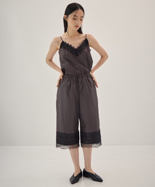 muller of yoshiokubo（ミュラーオブヨシオクボ）の「[muller of yoshiokubo/ミュラー オブ ヨシオクボ]INTER LACE HALF PANTS/レースハーフパンツ（その他パンツ・レディース・アイボリー・38/36）」の7枚目の写真
