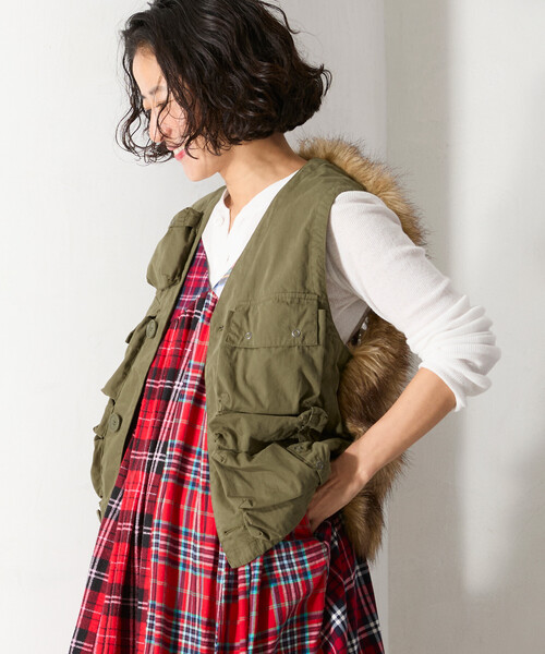 Freada(フリーダ)の「Freada/フリーダ ミリタリー ファーベスト(その他アウター・レディース・ブラック/オリーブ・ONE SIZE)」の1枚目の写真