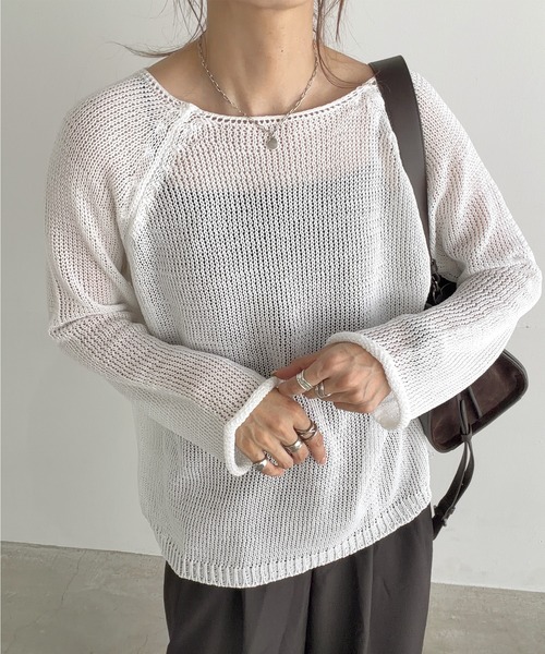 ISOOK（アイスー）の「ラウンドネックメッシュオーバーサイズニット(chiica select) / メッシュニット 長袖 シアー 透かし編み ローゲージ プルオーバー（ニット/セーター・レディース・ホワイト/ブラック・FREE）」の11枚目の写真