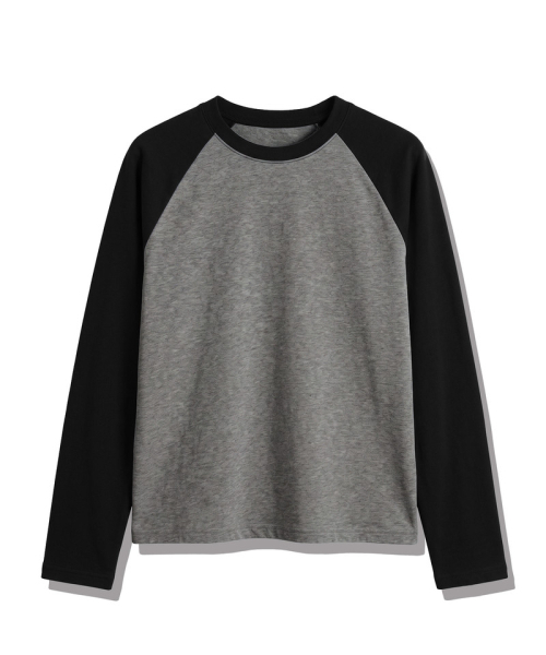 UNDEROFF（アンダーオフ）の「クロップド ラグラン ロングスリーブ Tシャツ ブラック（Tシャツ/カットソー・レディース・ブラック・MEDIUM/LARGE/X-LARGE）」の5枚目の写真