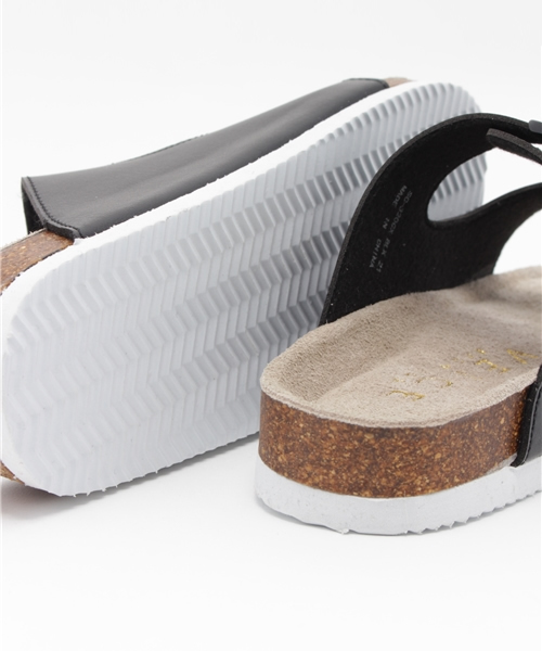 VENCEEXCHANGE（ヴァンスエクスチェンジ）の「2バンドキッズサンダル（サンダル・キッズ・ホワイト/ブラック・MEDIUM/SMALL/X-SMALL）」の3枚目の写真