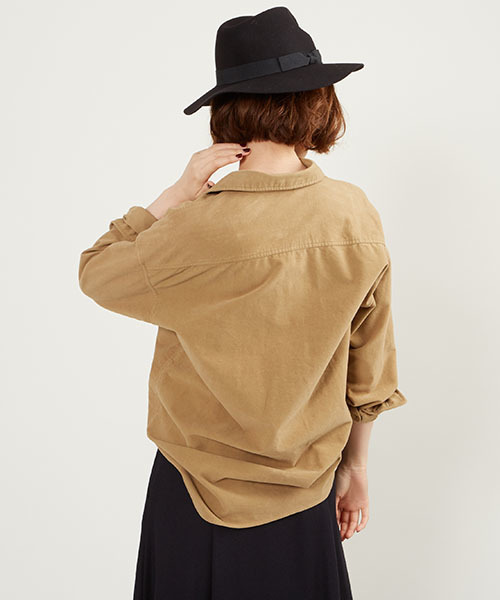 HELIOPOLE（エリオポール）の「モールスキン起毛オーバーシャツ（シャツ/ブラウス・レディース・ベージュ/モスグリーン・38）」の7枚目の写真