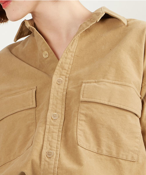 HELIOPOLE（エリオポール）の「モールスキン起毛オーバーシャツ（シャツ/ブラウス・レディース・ベージュ/モスグリーン・38）」の8枚目の写真